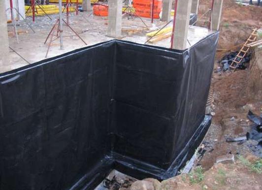 Оклеечная горизонтальная гидроизоляция: плюсы и минусы