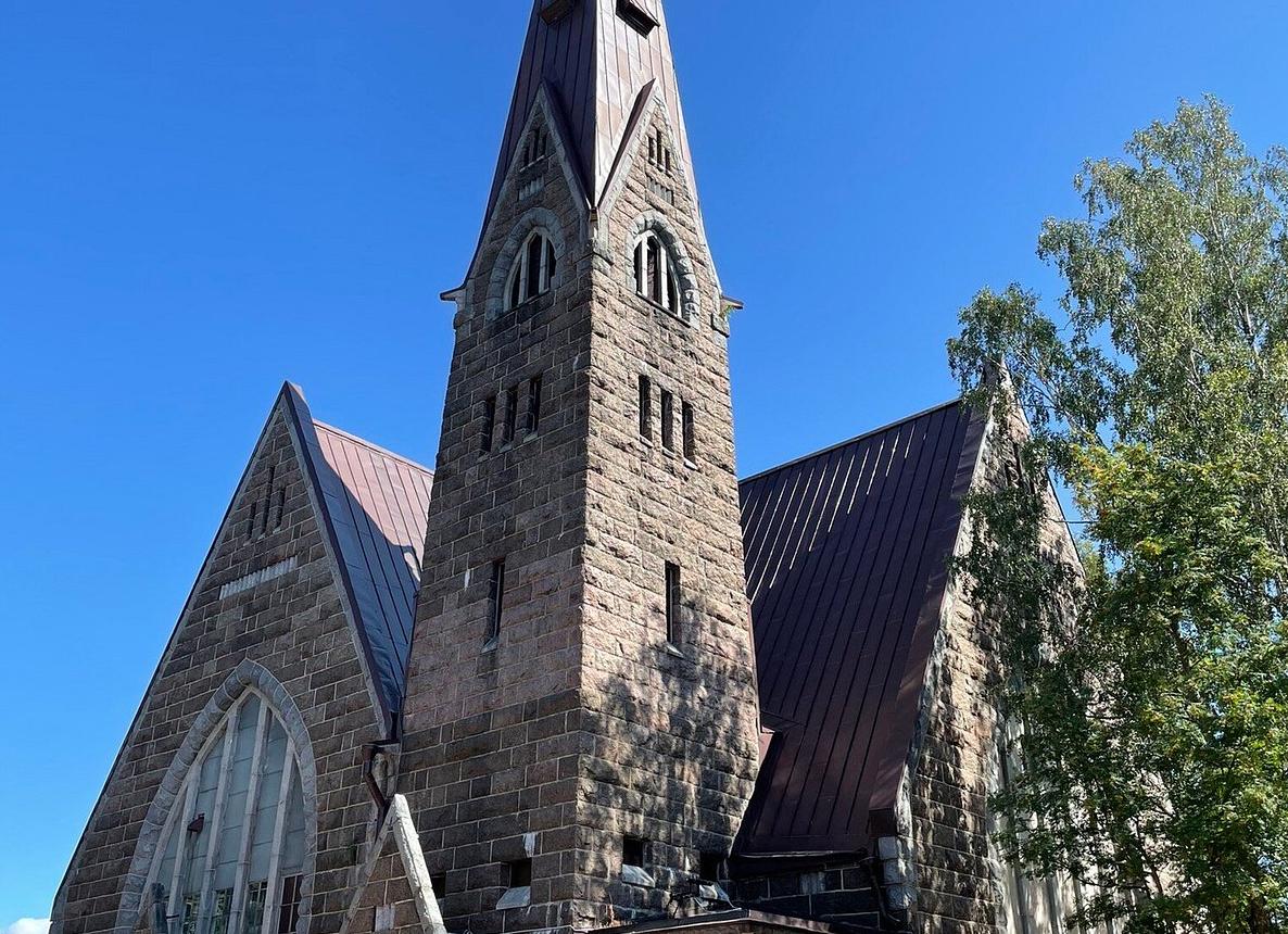 Переделываем кровлю. Новая металлочерепица Капелла